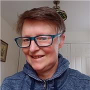 Native speaker, over 25 yrs experience - boost your confidence and fluency in English with lively and engaging online lessons